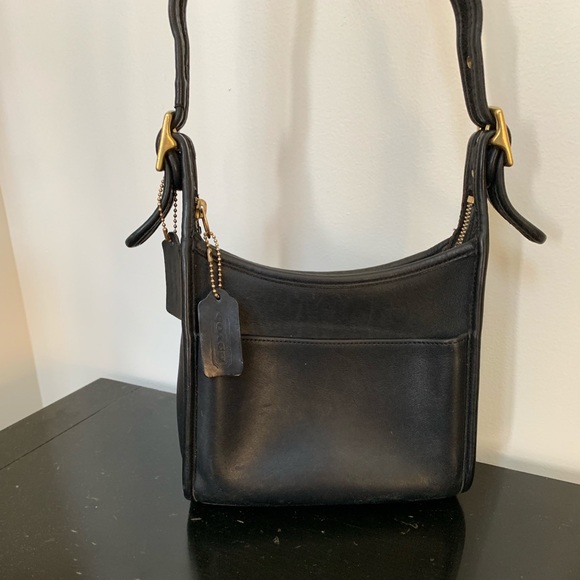 Coach Handbags - Vintage Coach Leatherware crossbody